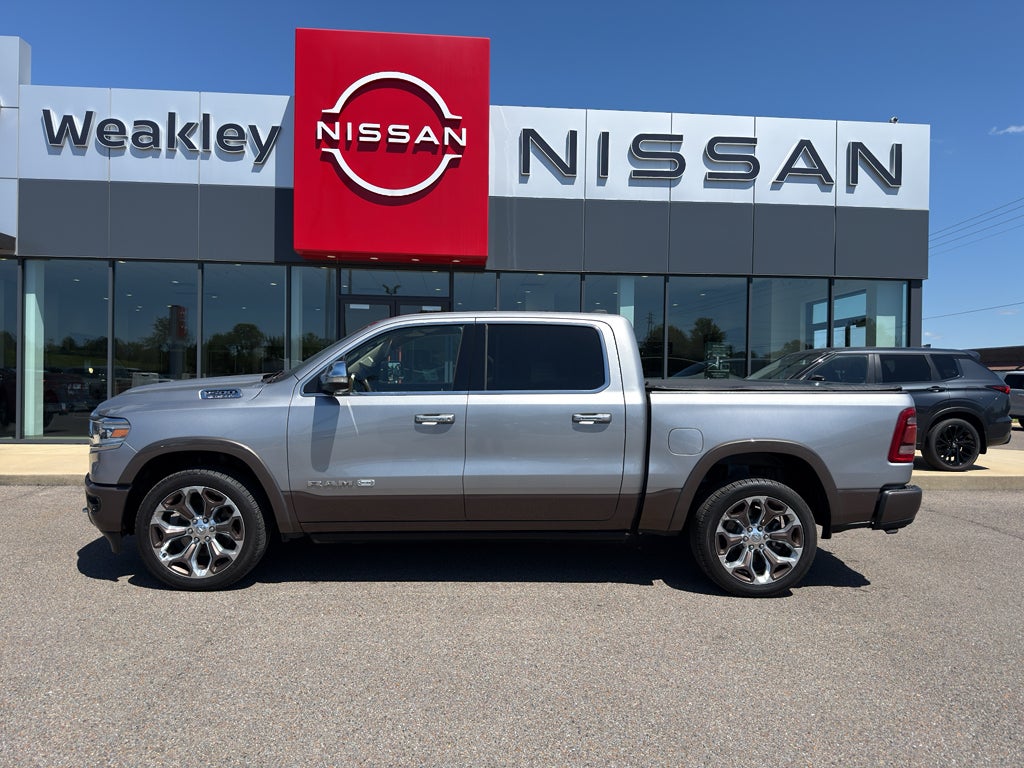 2020 RAM 1500 Longhorn in Billet Silver Metallic Clearcoat — front three-quarter view